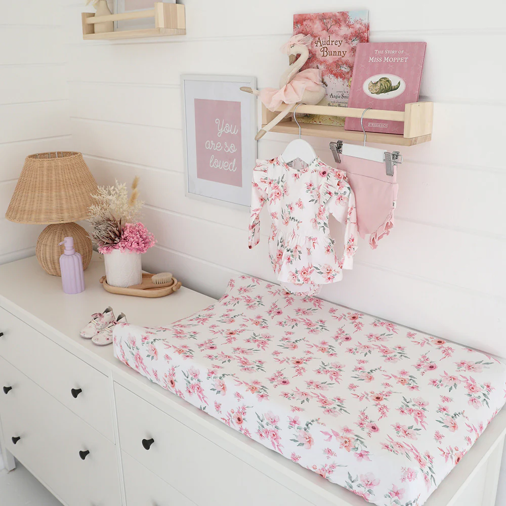 Camille Organic Bassinet Sheet / Change Pad Cover - Image 3