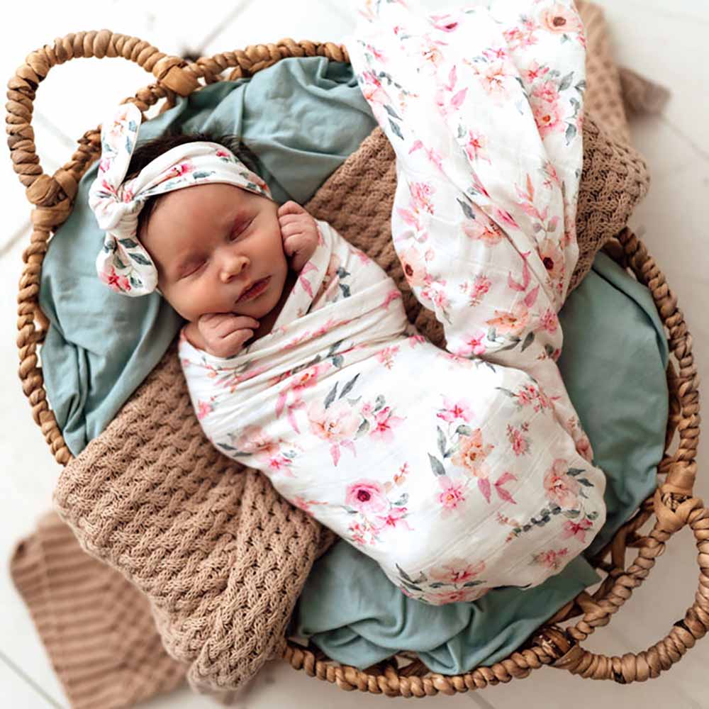 Camille Muslin Wrap Birth Announcement Set - Image 4