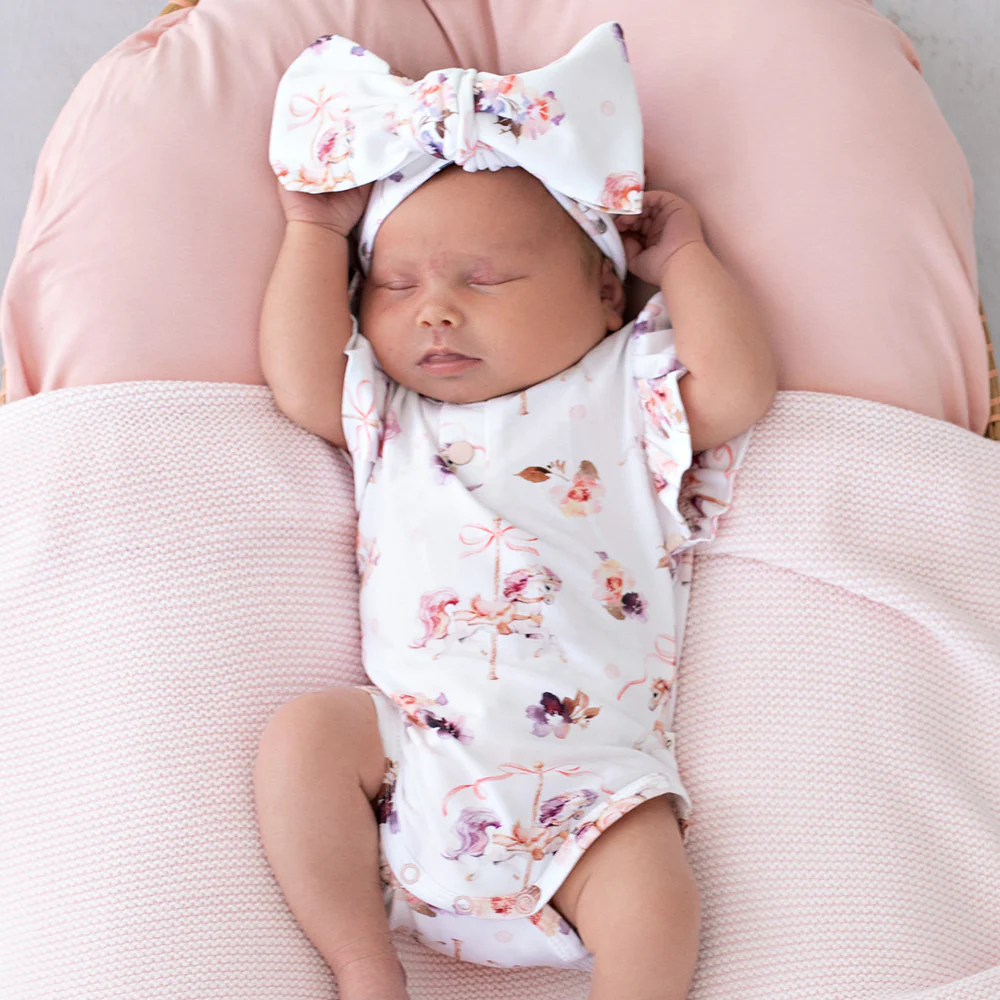 Carousel Organic Oversized Bow - Image 5