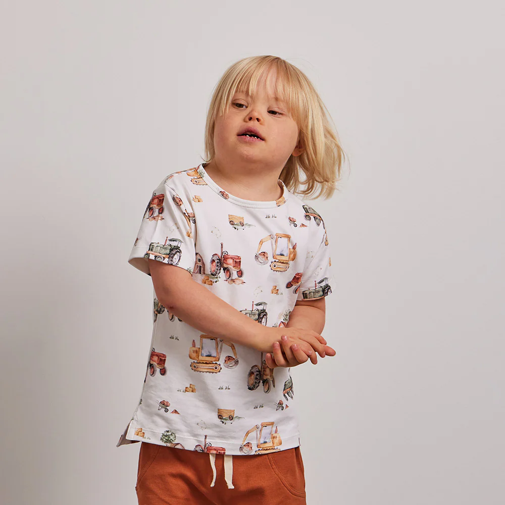 Diggers & Tractors Organic T-Shirt - Image 4