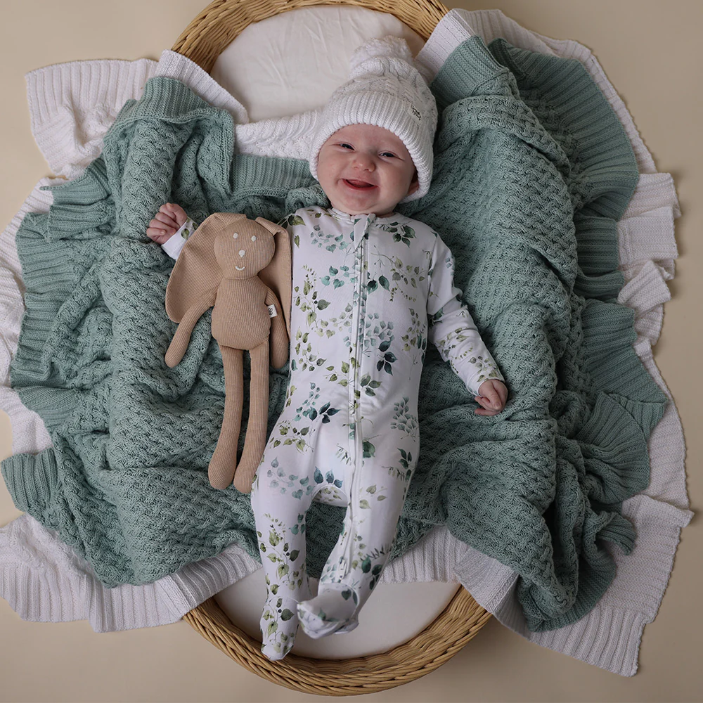 Eden Organic Snuggle Sleepsuit Zip Footie - Image 10