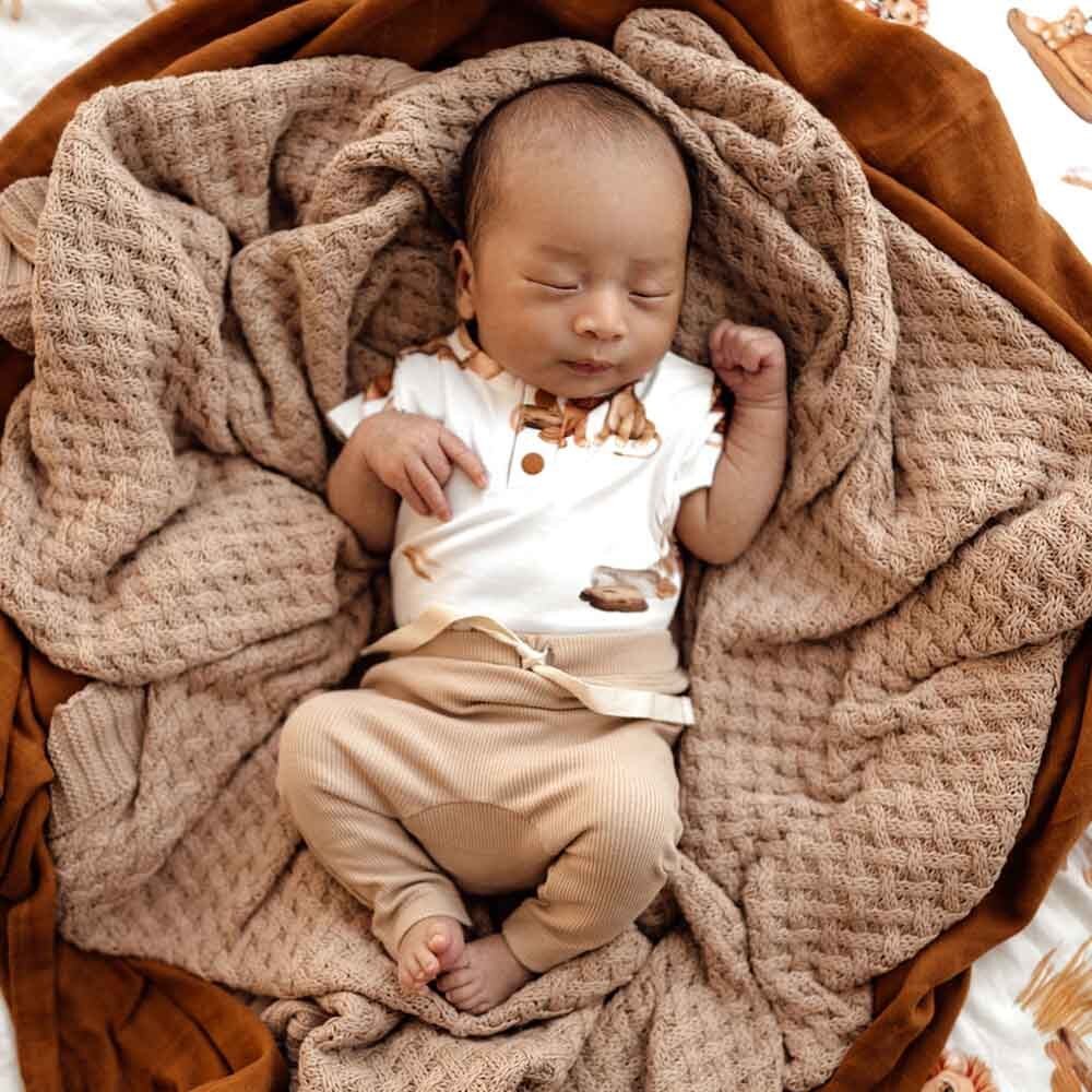 Lion Short Sleeve Organic Bodysuit - Image 11