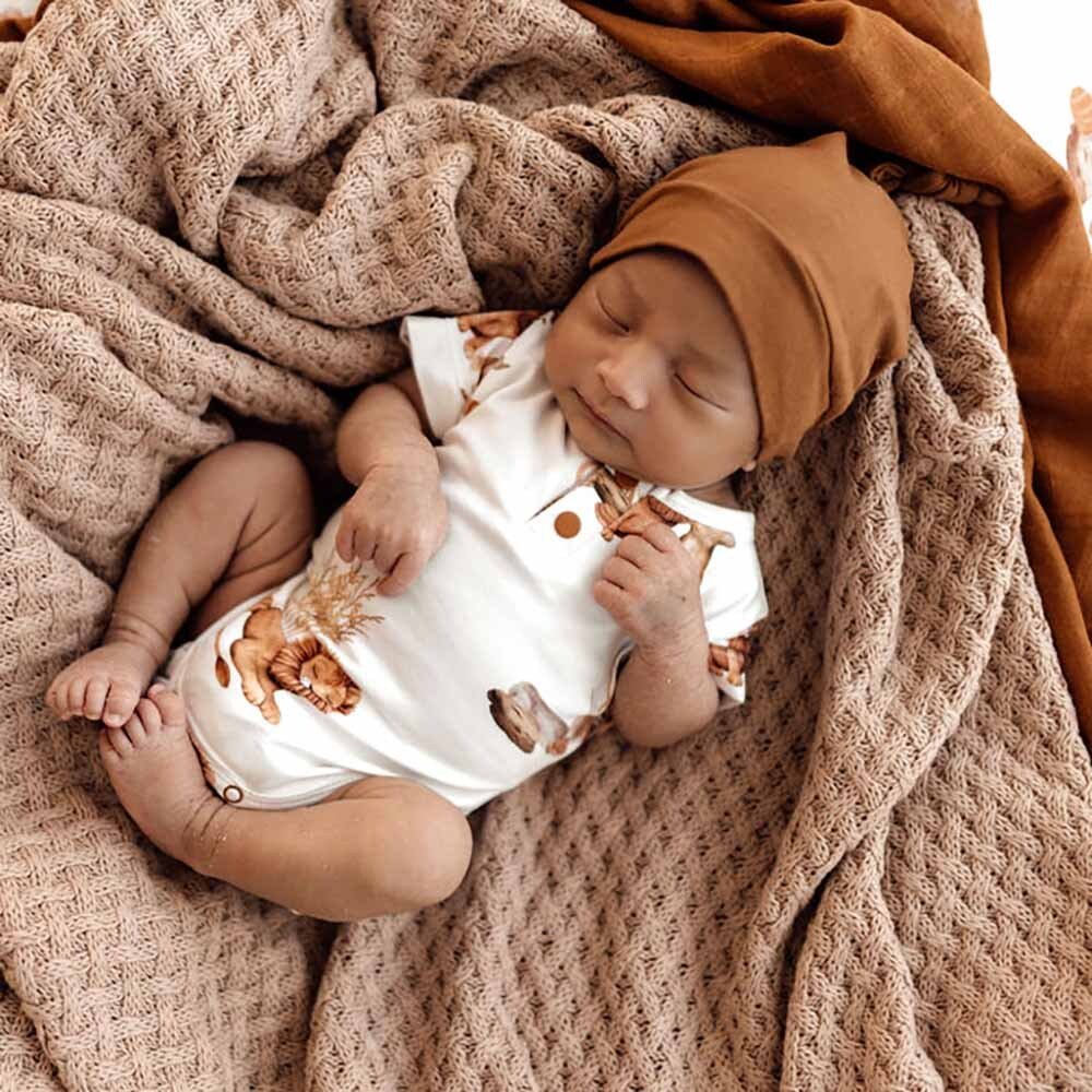 Lion Short Sleeve Organic Bodysuit - Image 7