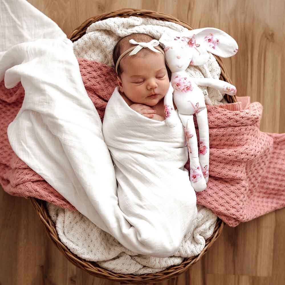 Milk Organic Muslin Wrap - Image 4