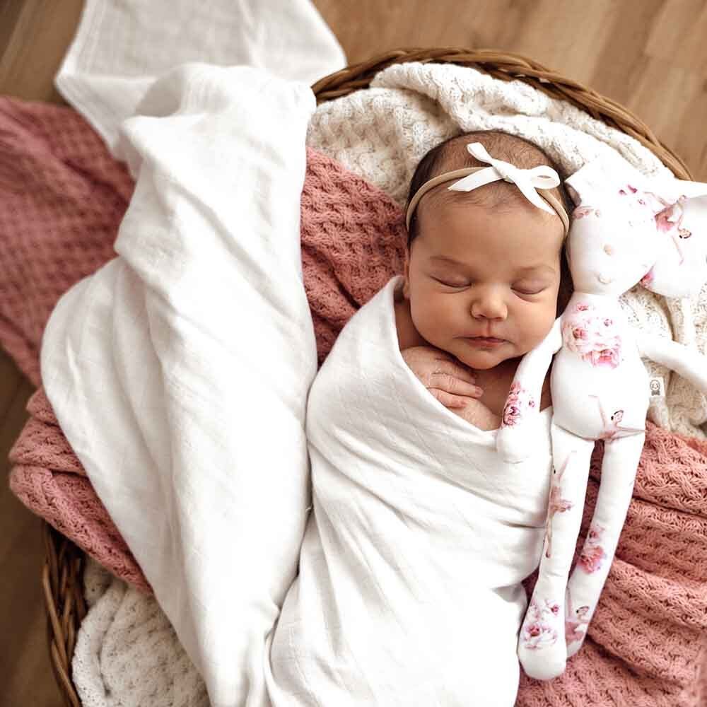 Milk Organic Muslin Wrap - Image 5