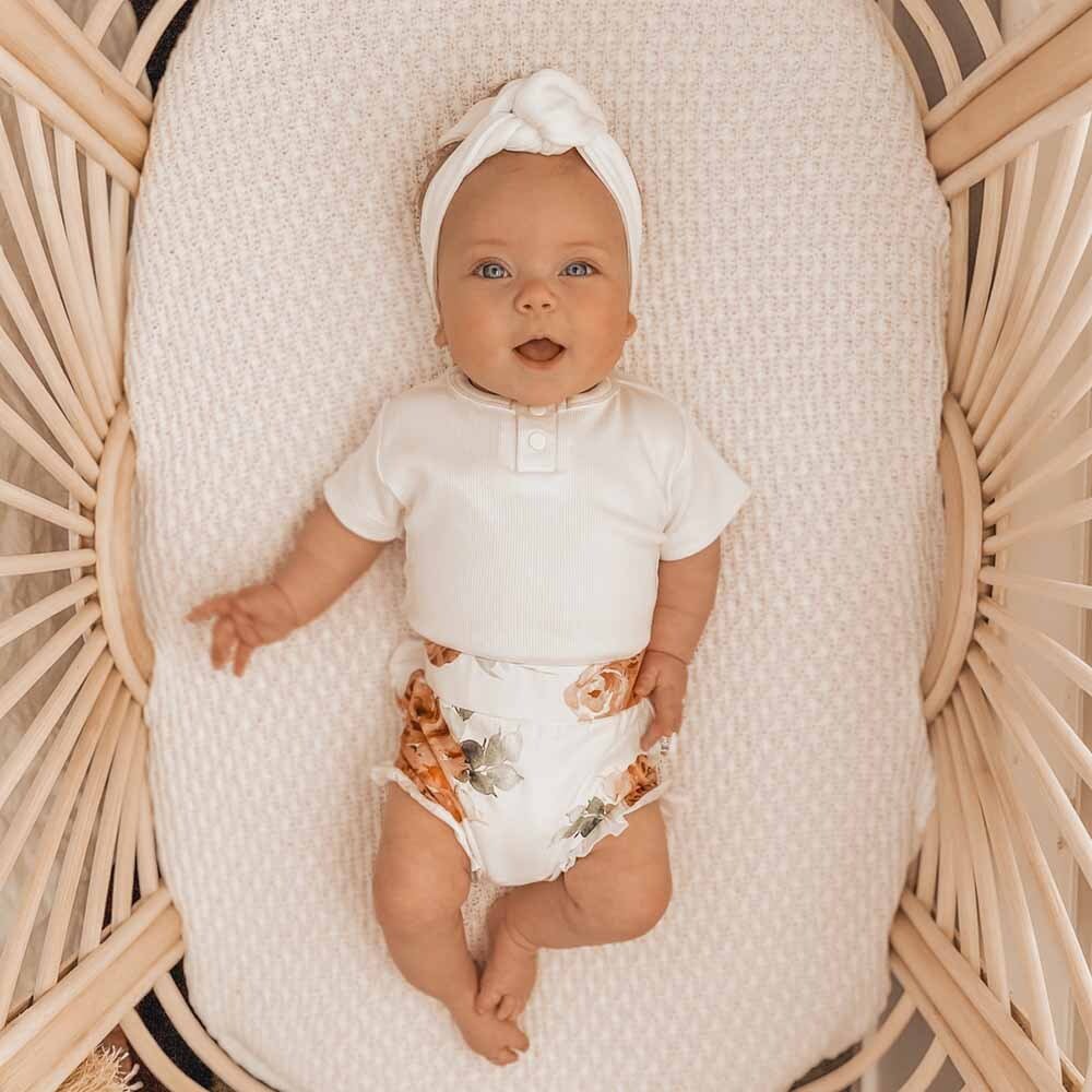 Milk Short Sleeve Organic Bodysuit - Image 9