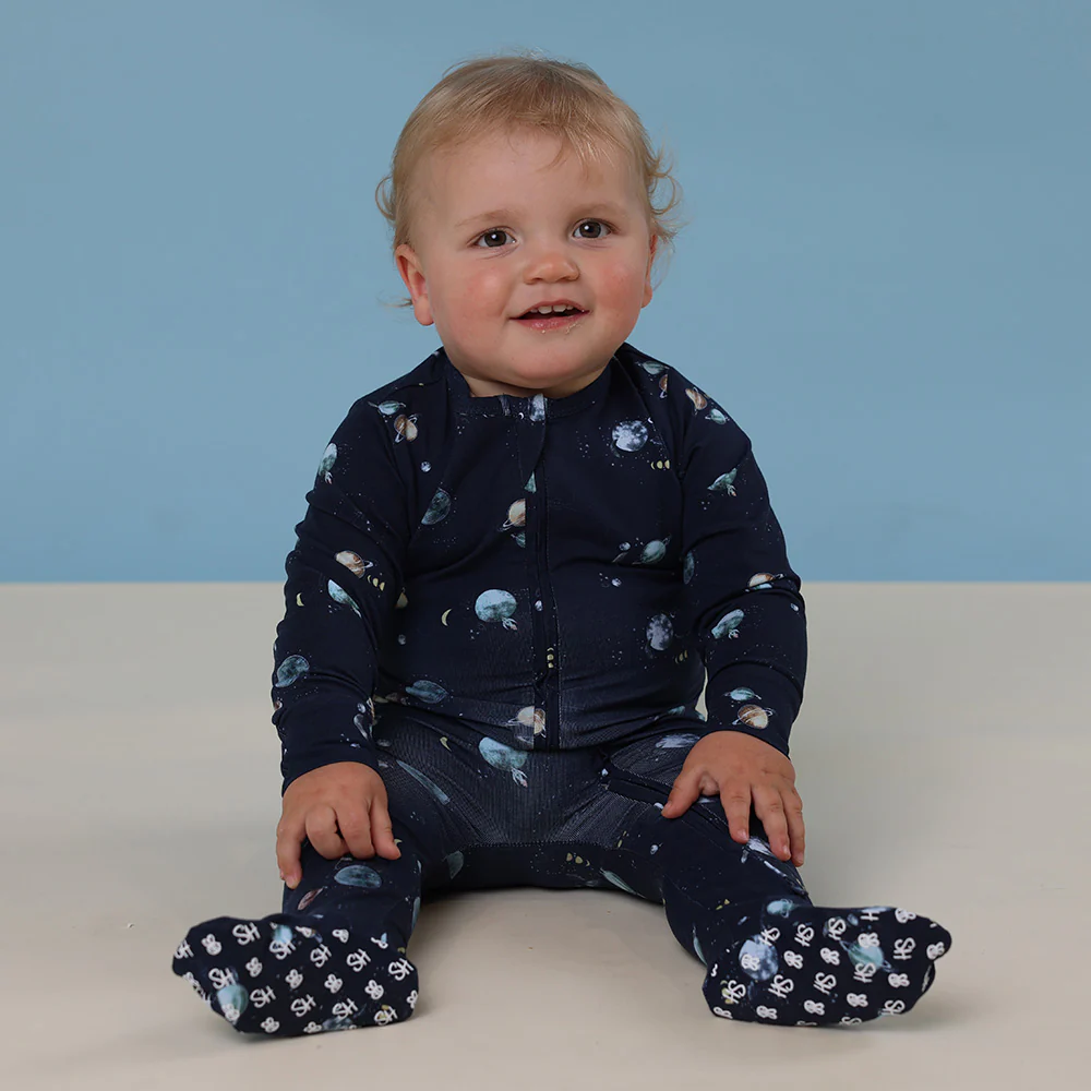 Milky Way Organic Snuggle Sleepsuit Zip Footie - Image 10