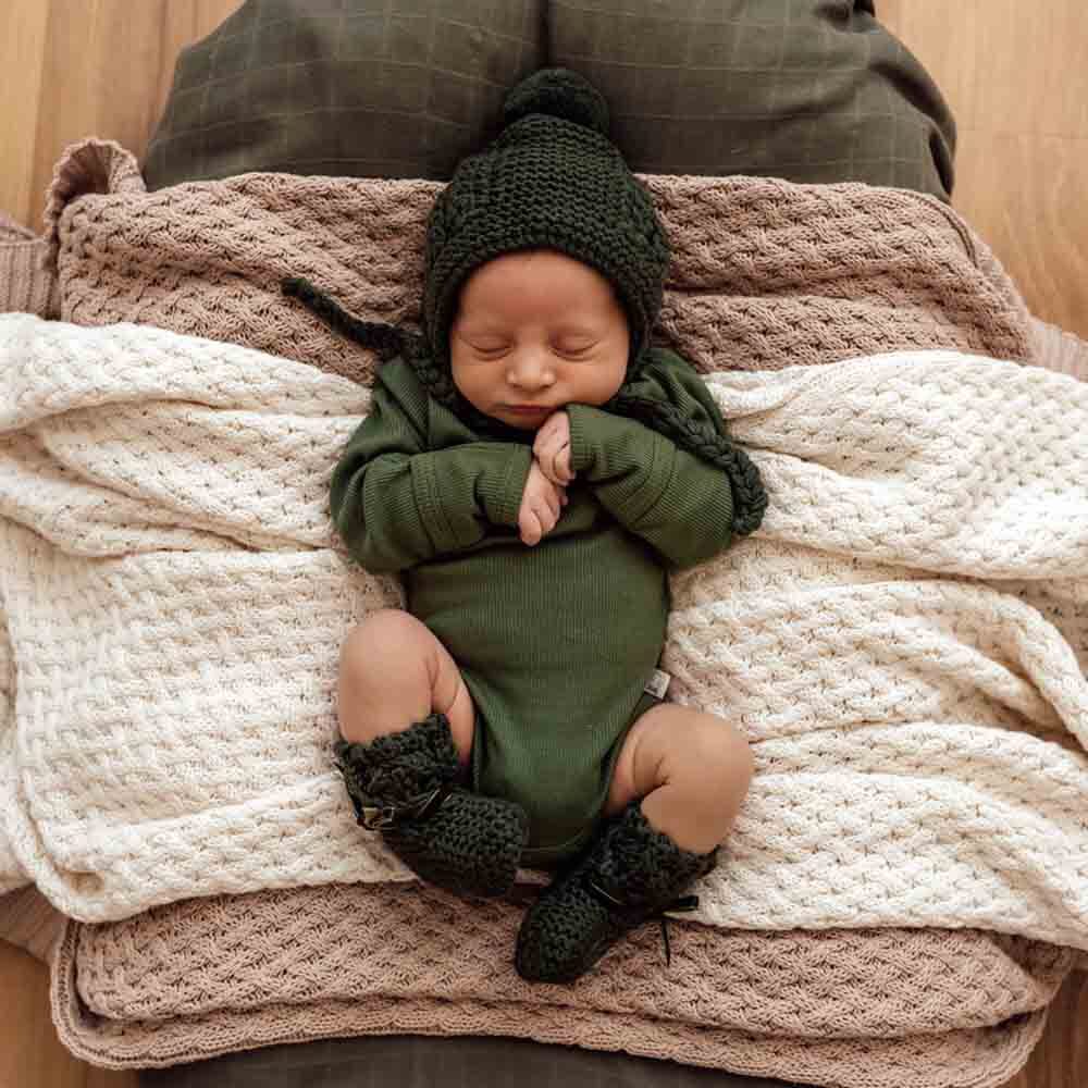 Olive Merino Wool Bonnet & Booties - Image 4
