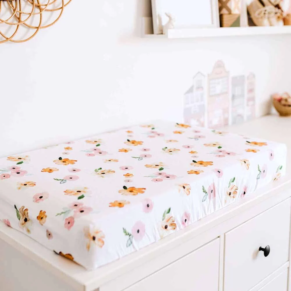 Poppy Organic Bassinet Sheet / Change Pad Cover - Image 11