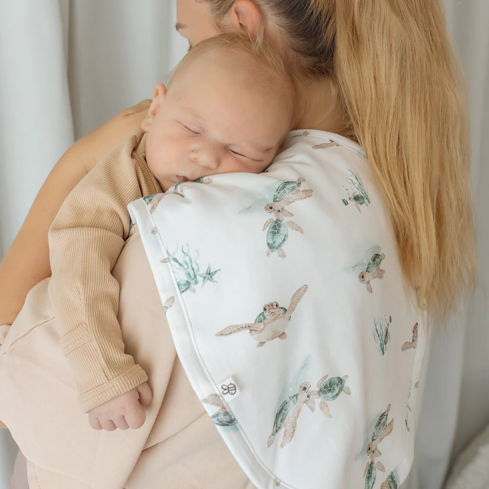 Turtle Organic Cotton Burp Cloth - Image 4