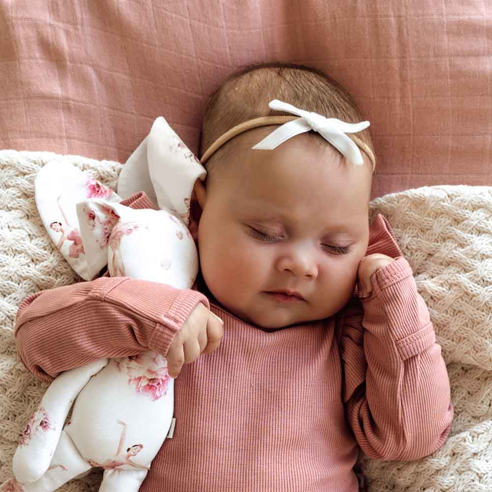 White Velvet Bow - Image 4